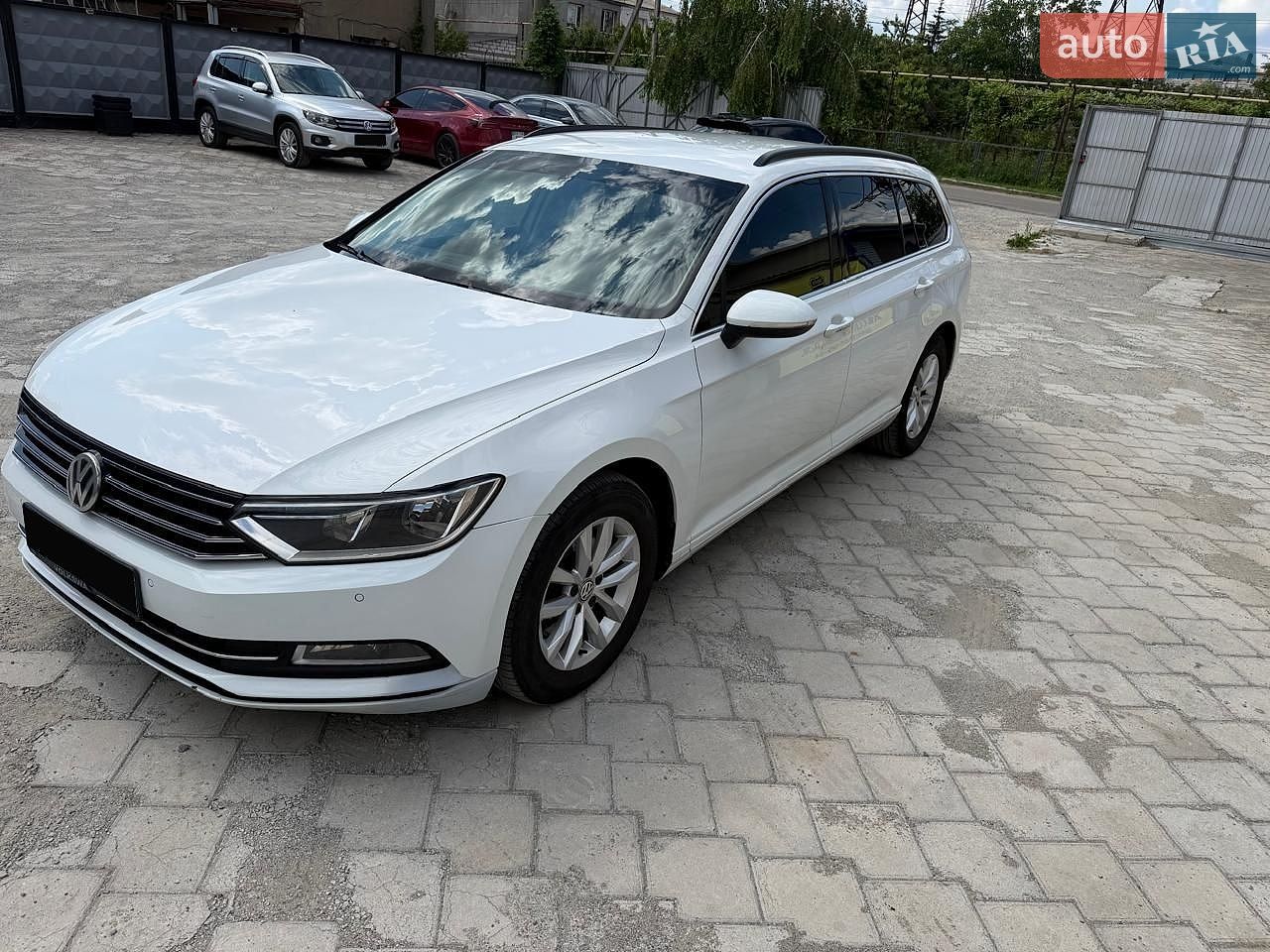 Volkswagen Passat 2015 VIN WVWZZZ3CZFE464875 фото оголошення 6 з 10