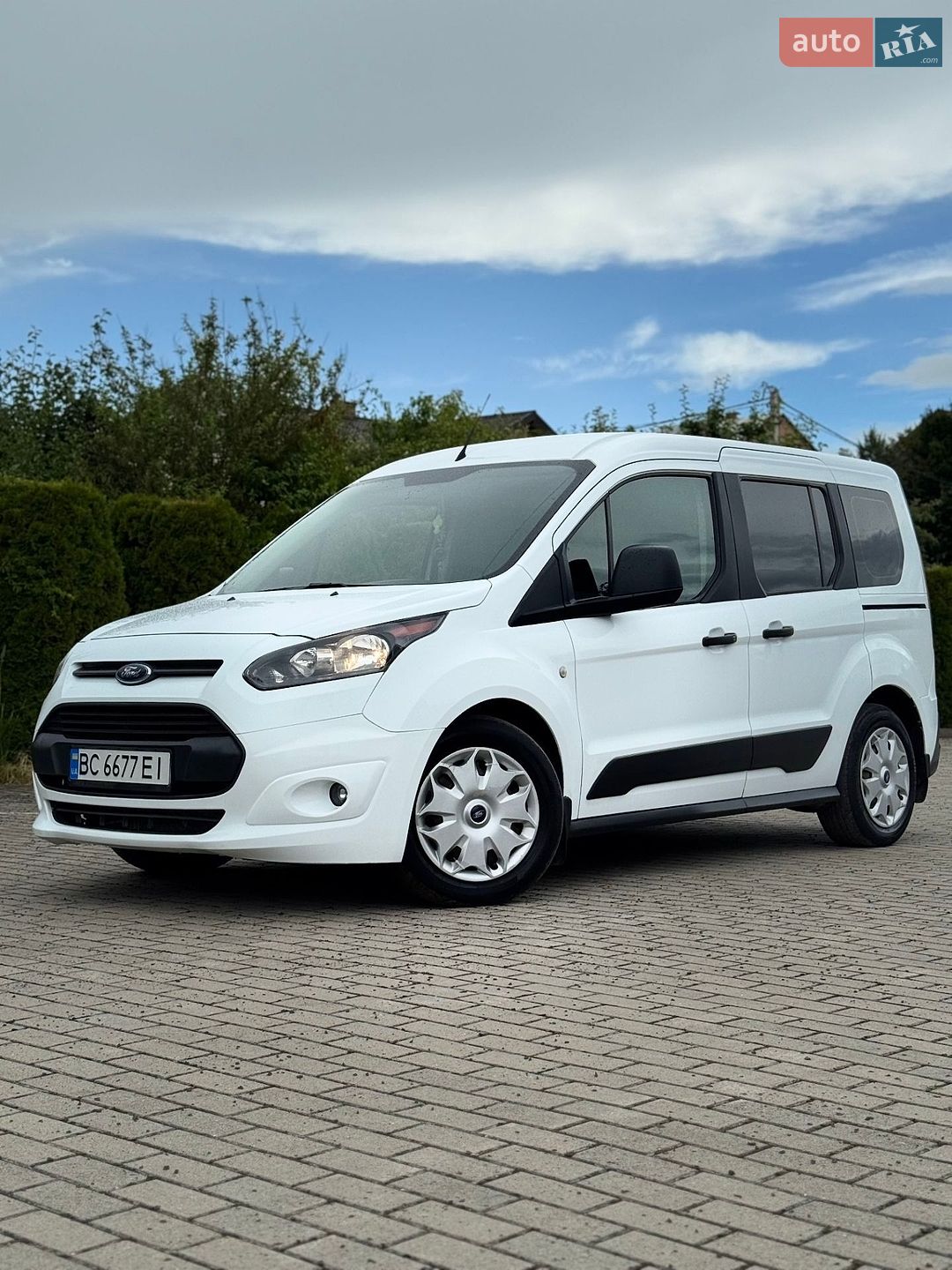 Ford Tourneo Connect 2017 VIN WF0TXXWPGTHR15406 фото оголошення 4 з 24