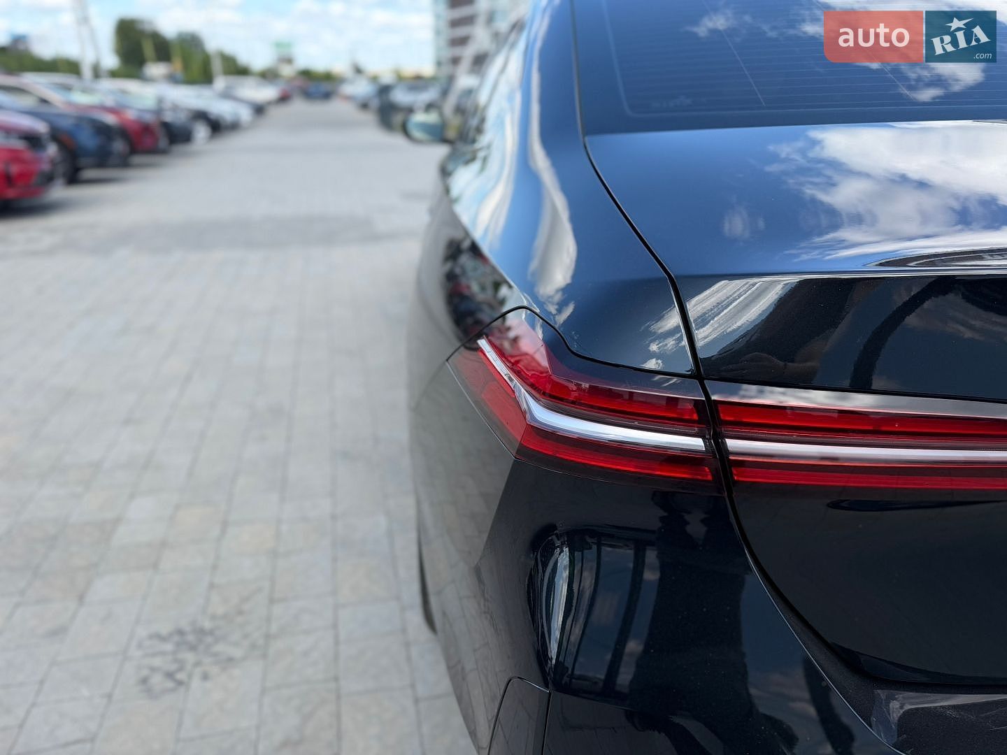 BMW 5 Series 2024 VIN WBA11FJ090CR69987 фото оголошення 9 з 34