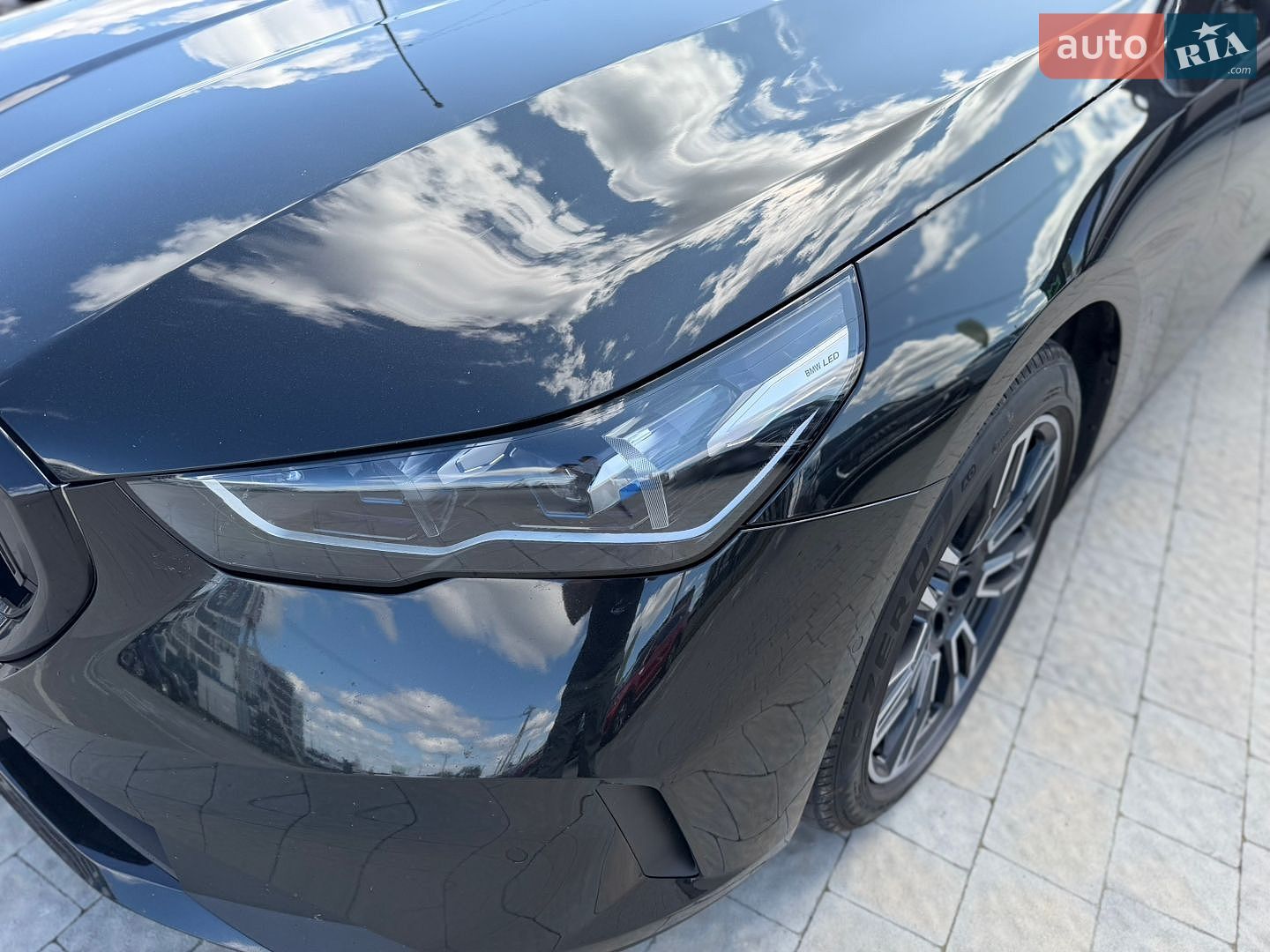 BMW 5 Series 2024 VIN WBA11FJ090CR69987 фото оголошення 13 з 34