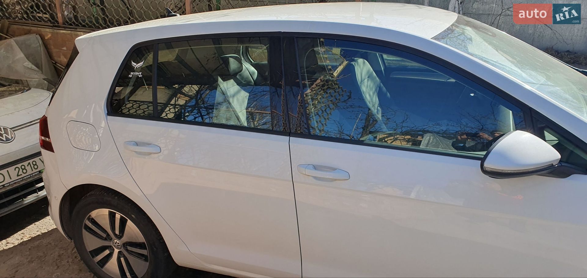 Volkswagen e-Golf 2014 VIN WVWZZZAUZFW901393 фото оголошення 14 з 18