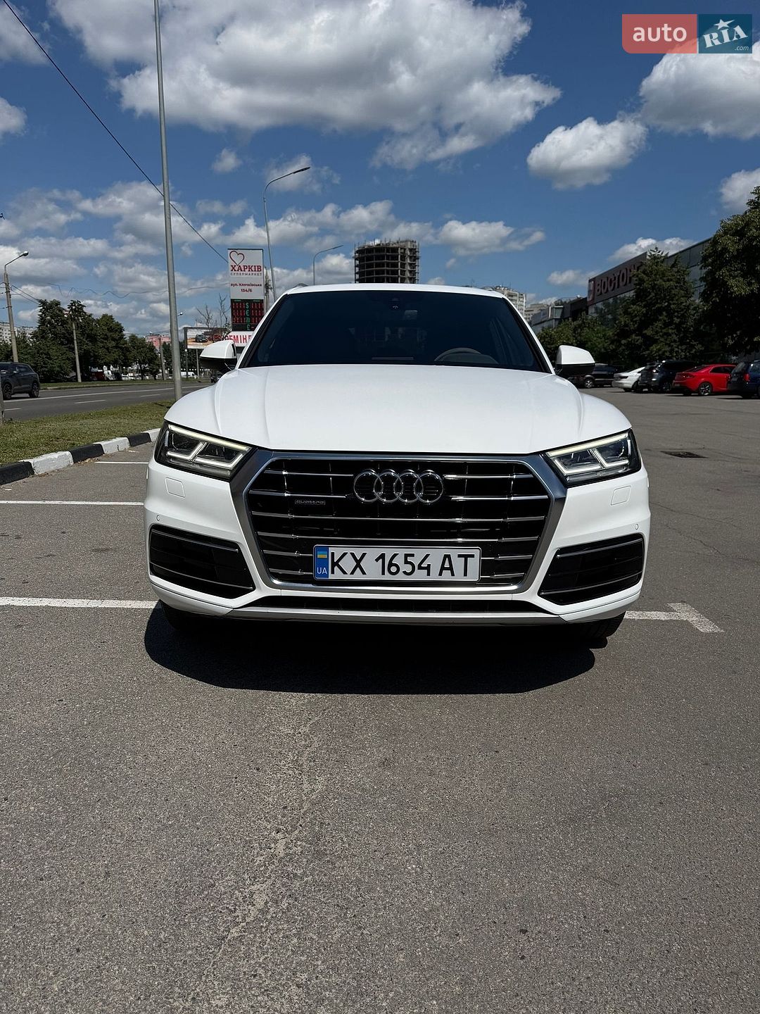 AUDI Audi Q5 2018 VIN WA1BNAFY9J2215468 фото оголошення 2 з 43
