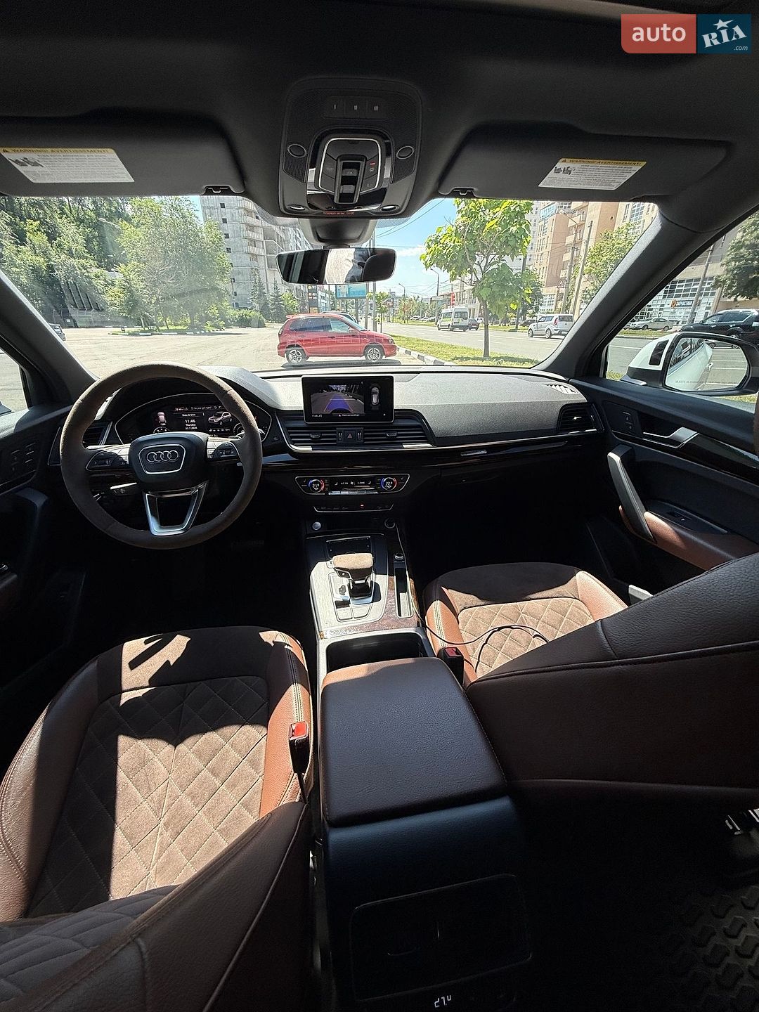 AUDI Audi Q5 2018 VIN WA1BNAFY9J2215468 фото оголошення 32 з 43