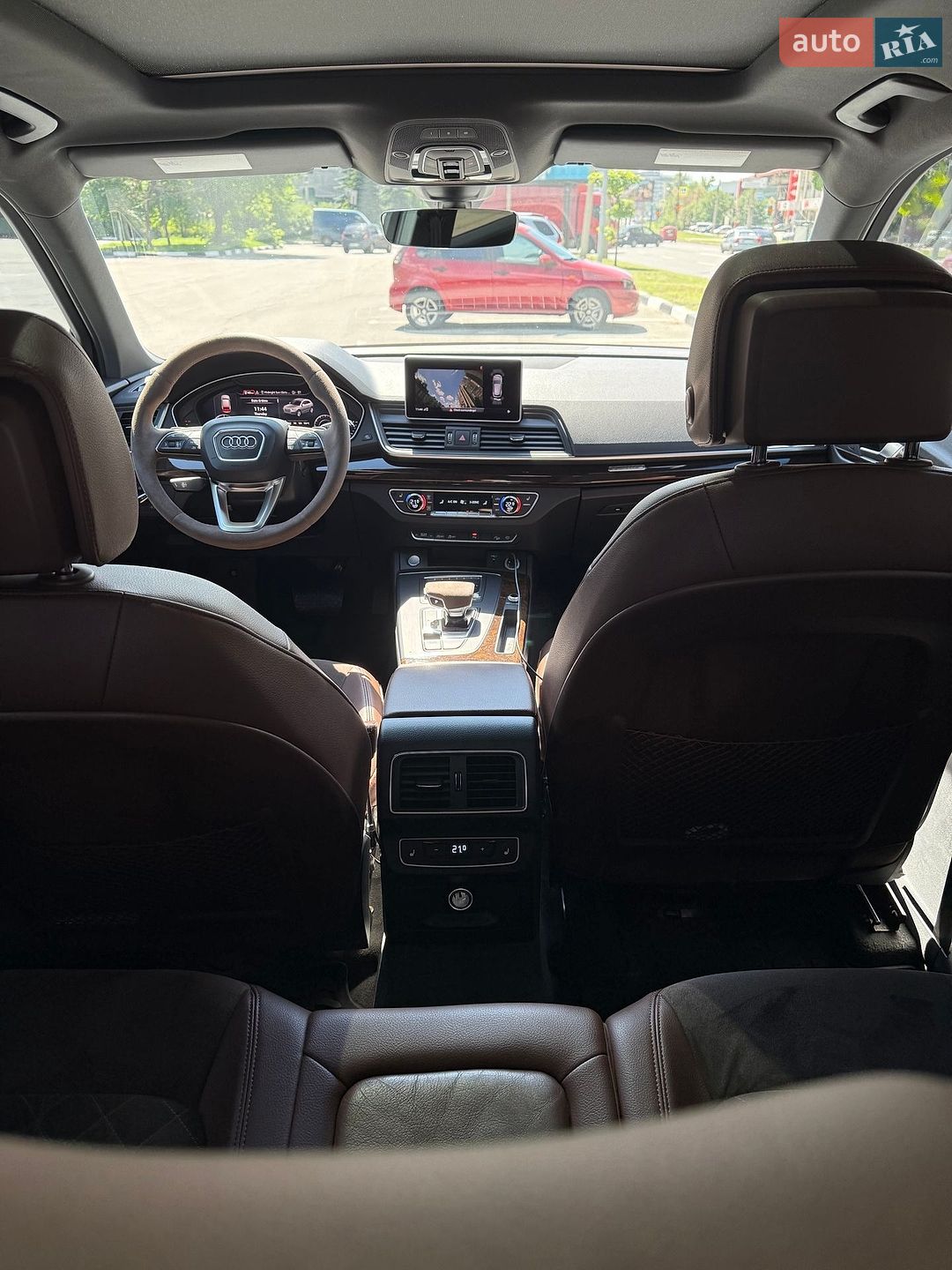 AUDI Audi Q5 2018 VIN WA1BNAFY9J2215468 фото оголошення 35 з 43