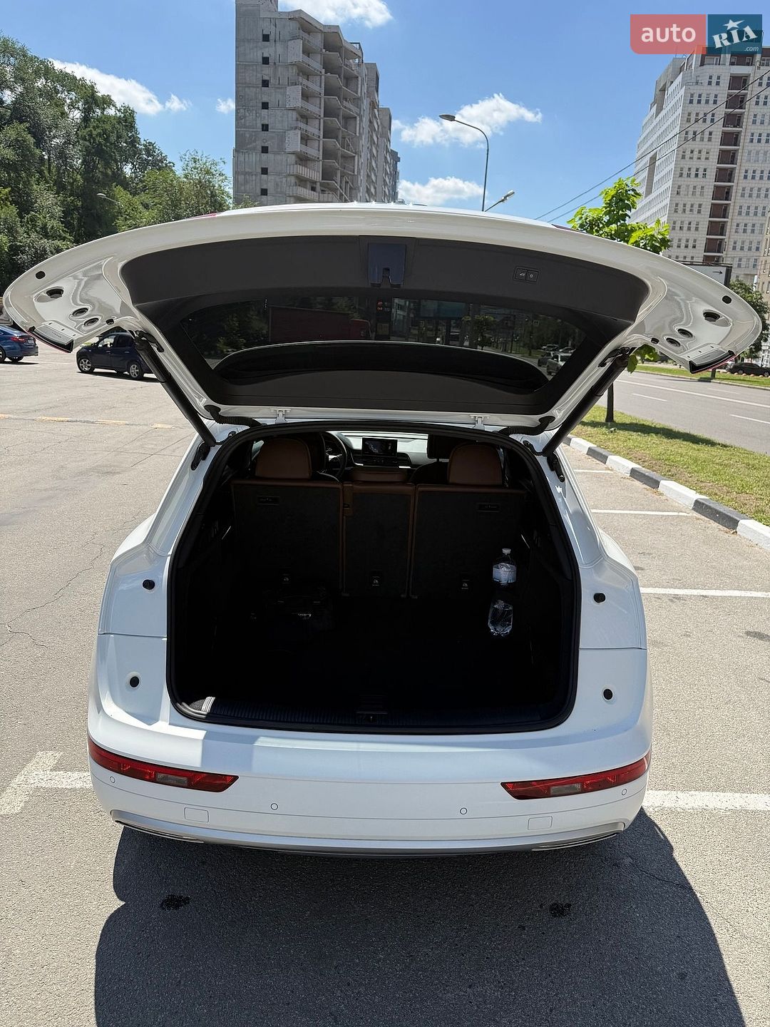 AUDI Audi Q5 2018 VIN WA1BNAFY9J2215468 фото оголошення 38 з 43