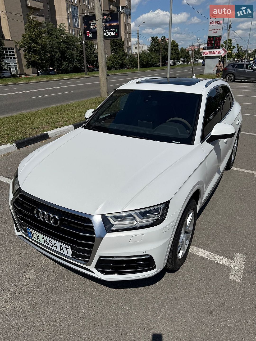 AUDI Audi Q5 2018 VIN WA1BNAFY9J2215468 фото оголошення 16 з 43