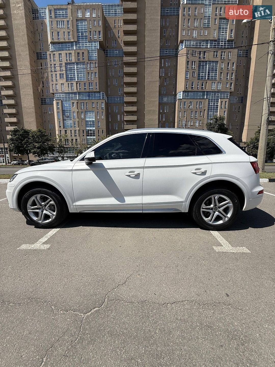 AUDI Audi Q5 2018 VIN WA1BNAFY9J2215468 фото оголошення 14 з 43