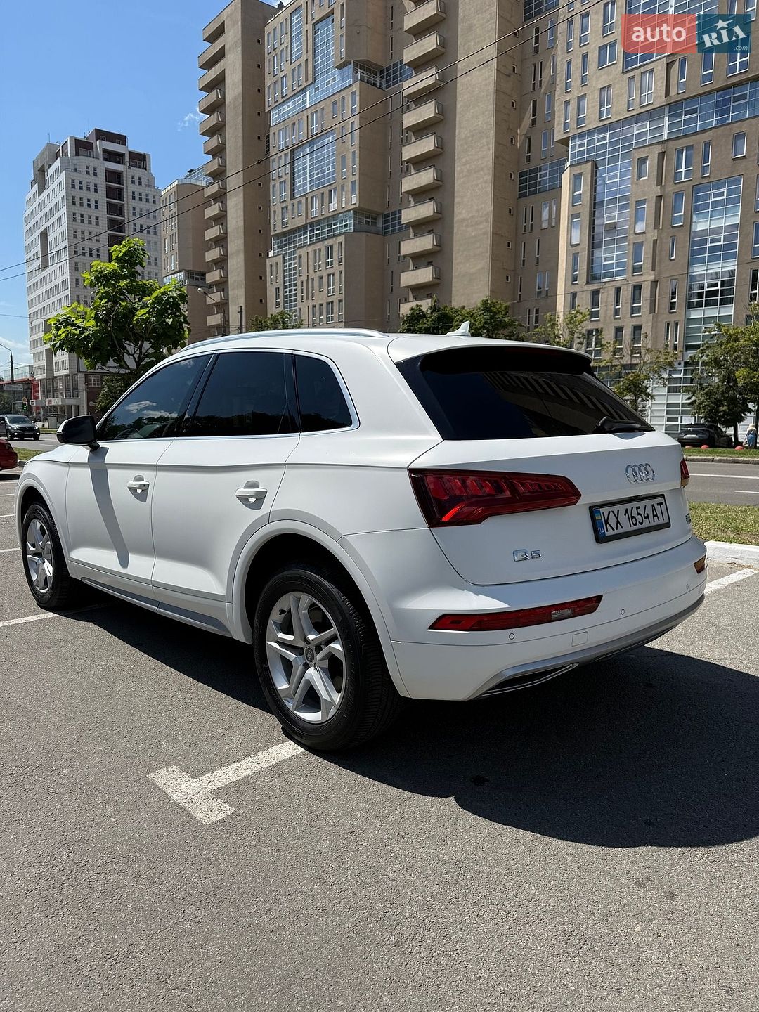 AUDI Audi Q5 2018 VIN WA1BNAFY9J2215468 фото оголошення 23 з 43
