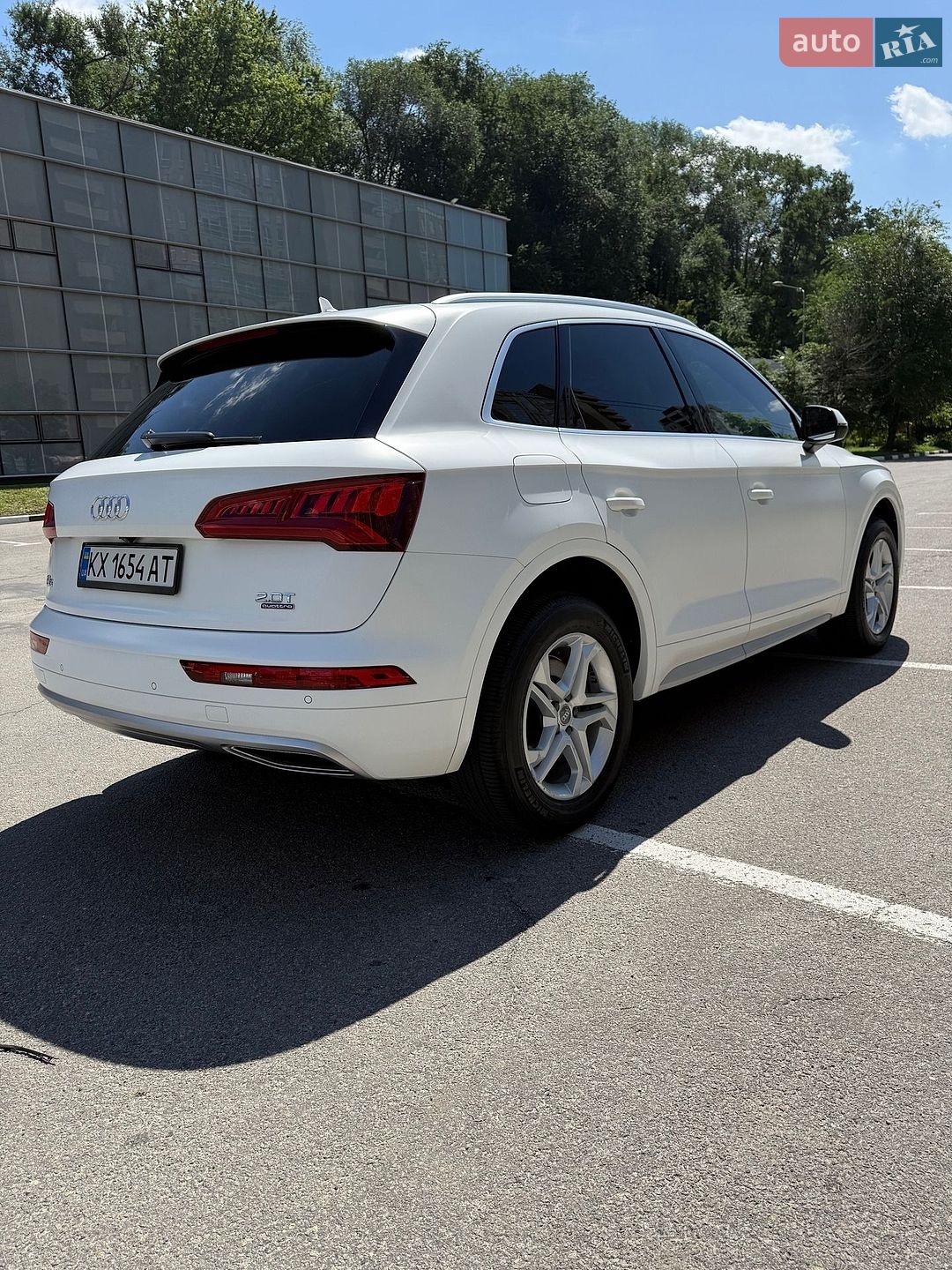 AUDI Audi Q5 2018 VIN WA1BNAFY9J2215468 фото оголошення 11 з 43