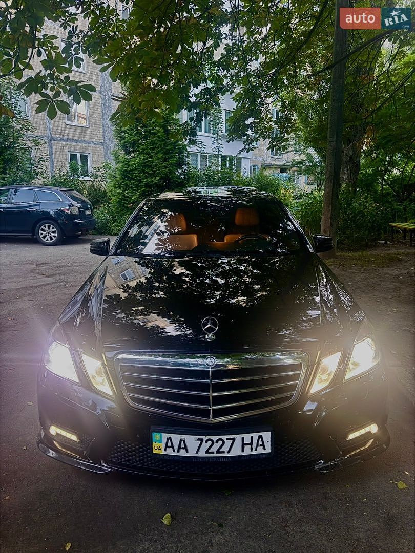 Mercedes-Benz E-Class 2010 VIN WDDHF8HB3AA233426 фото оголошення 5 з 16