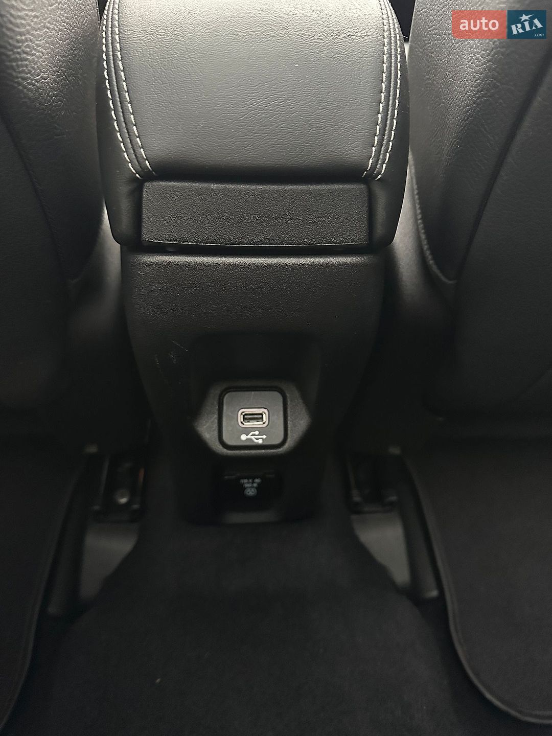 Jeep Renegade 2018 VIN ZACCJBDB6JPG86493 фото оголошення 12 з 18