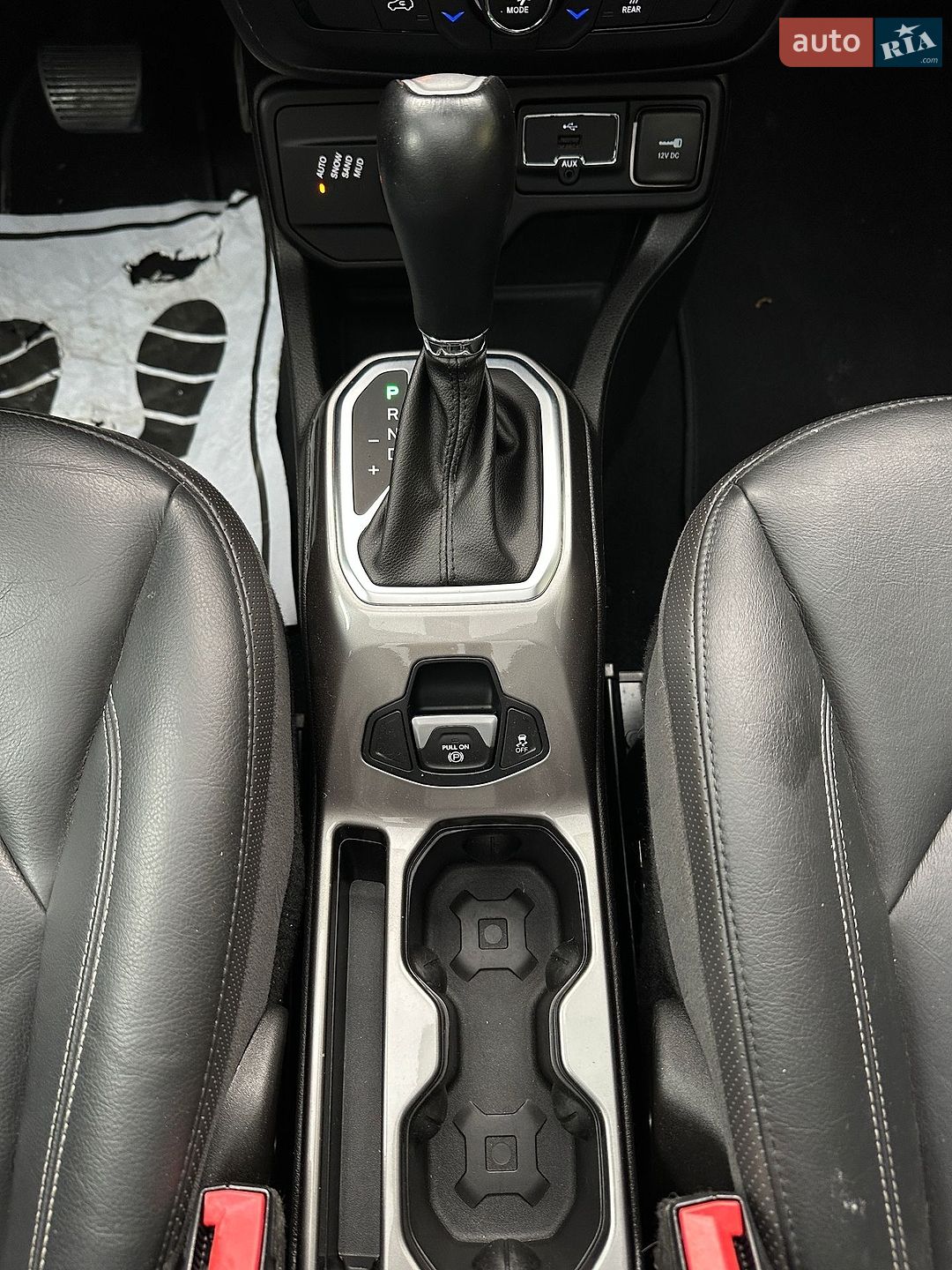 Jeep Renegade 2018 VIN ZACCJBDB6JPG86493 фото оголошення 15 з 18