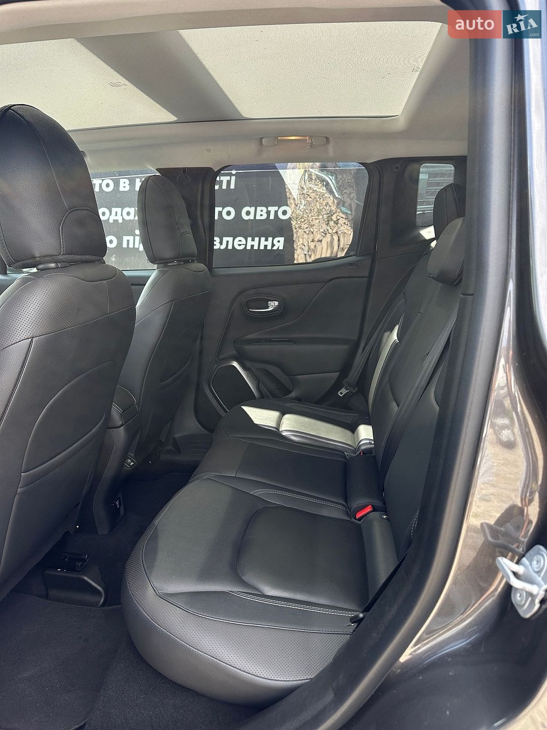 Jeep Renegade 2018 VIN ZACCJBDB6JPG86493 фото оголошення 11 з 18