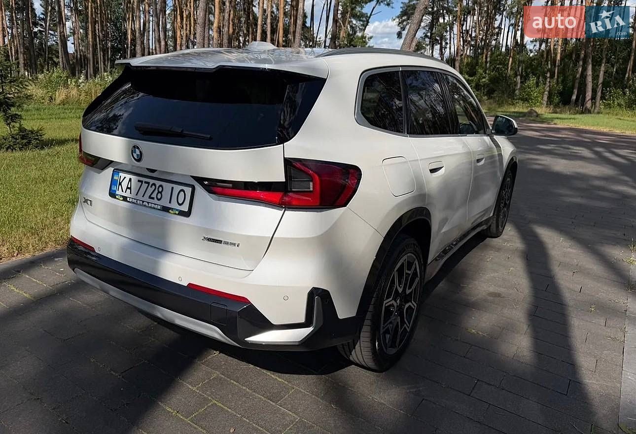 BMW X1 2024 VIN WBX73EF03S5055772 фото оголошення 8 з 21