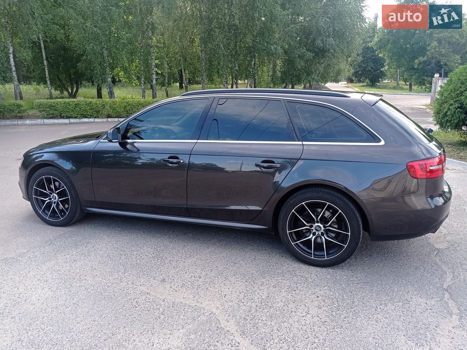 Audi A4 2012 VIN WAUZZZ8K5DA058626 фото оголошення 8 з 15