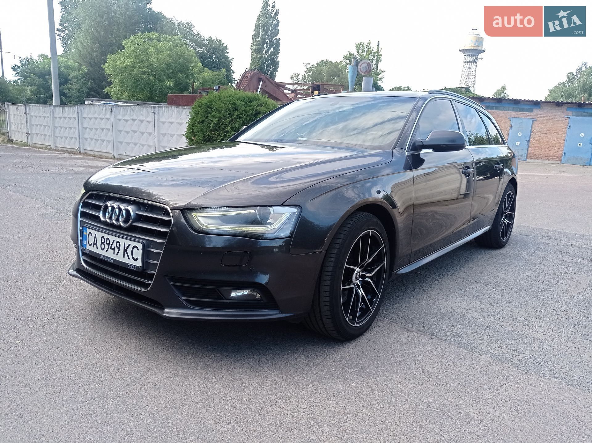 Audi A4 2012 VIN WAUZZZ8K5DA058626 фото оголошення 9 з 15