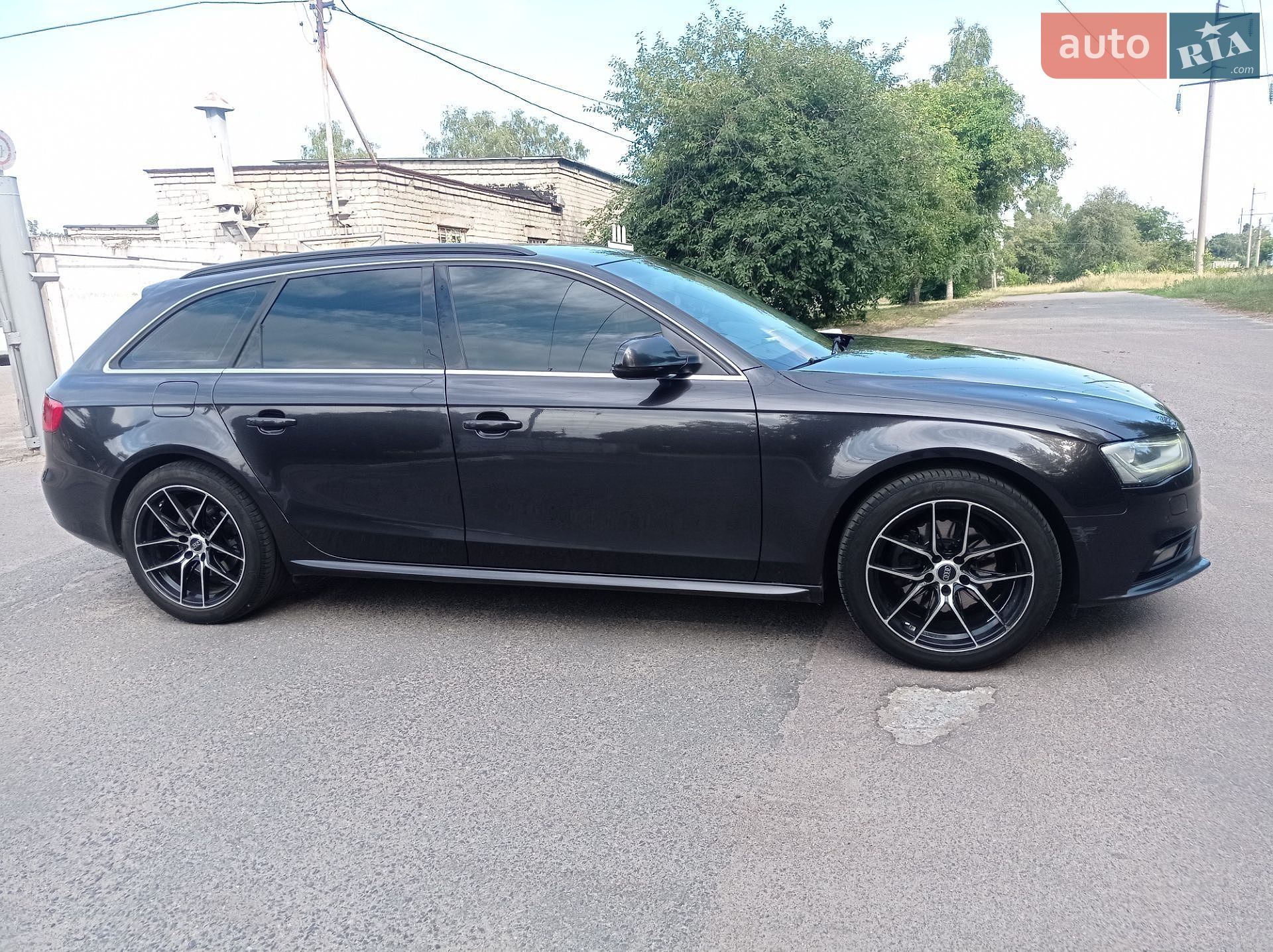 Audi A4 2012 VIN WAUZZZ8K5DA058626 фото оголошення 4 з 15
