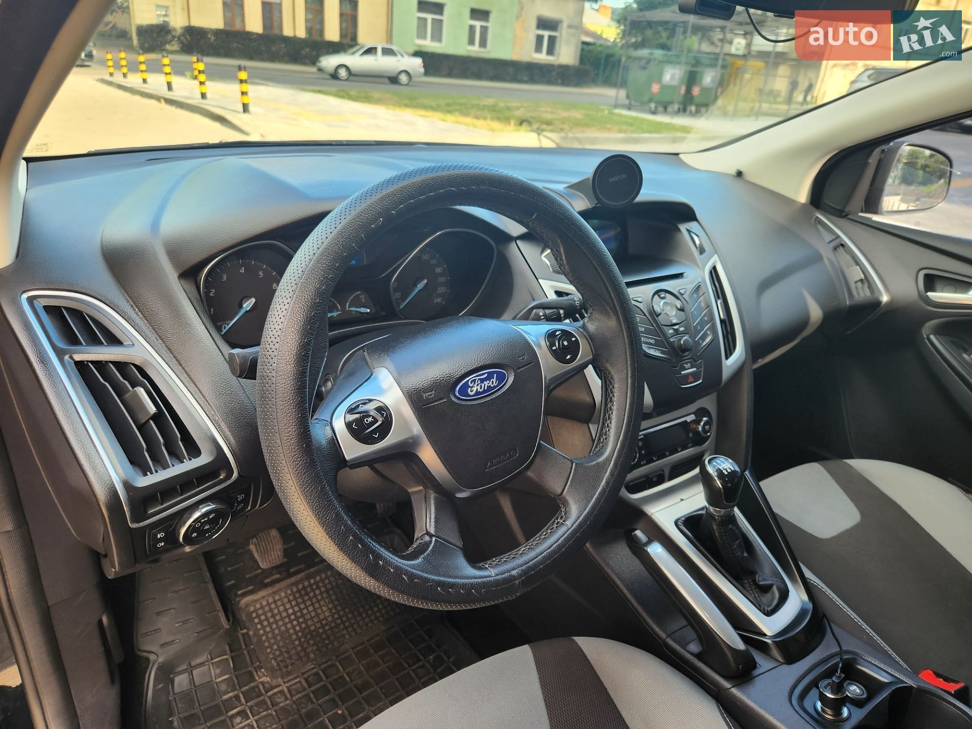 Ford Focus 2012 VIN WF0KXXGCBKCC23399 фото оголошення 11 з 15