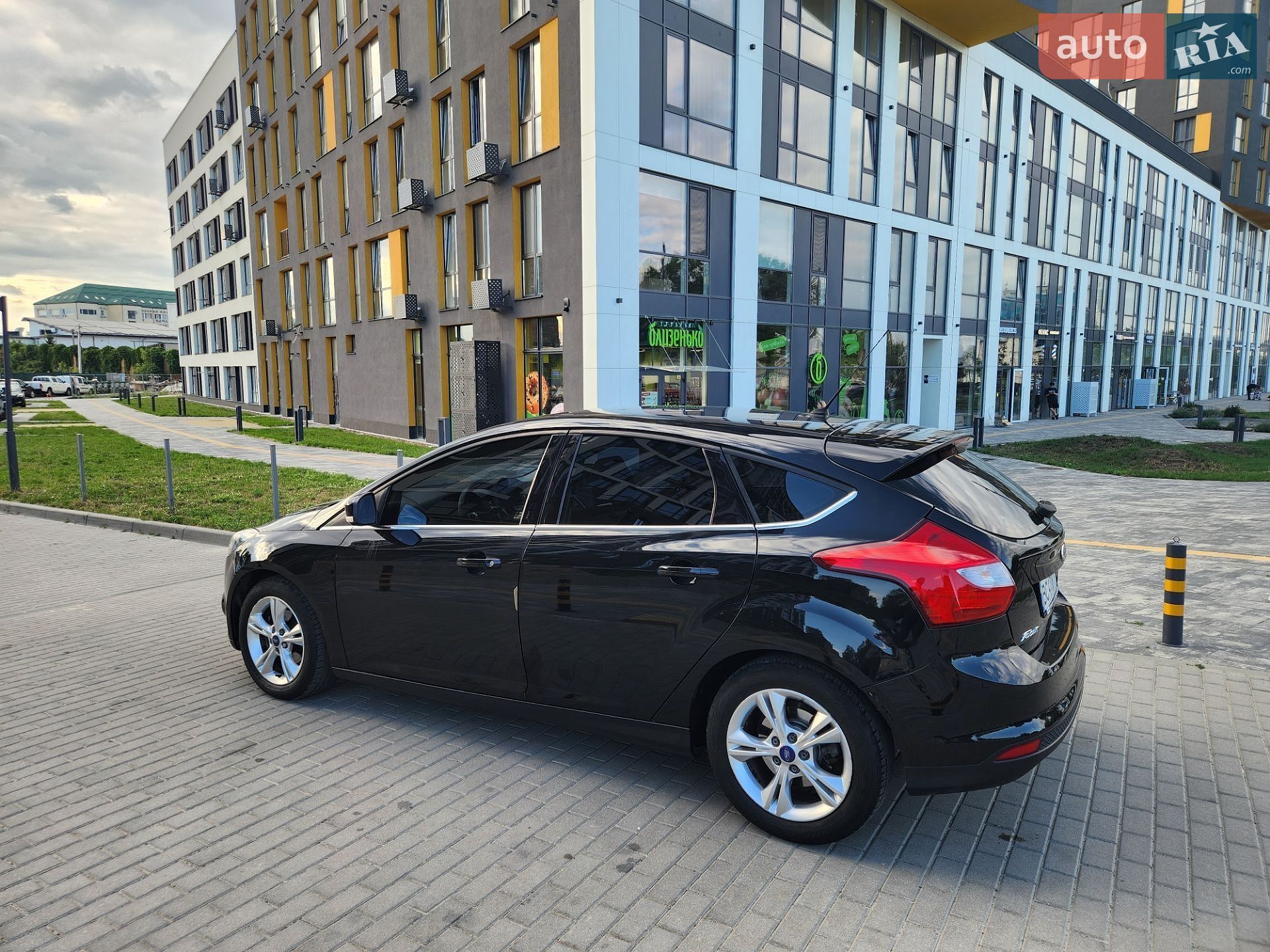 Ford Focus 2012 VIN WF0KXXGCBKCC23399 фото оголошення 9 з 15
