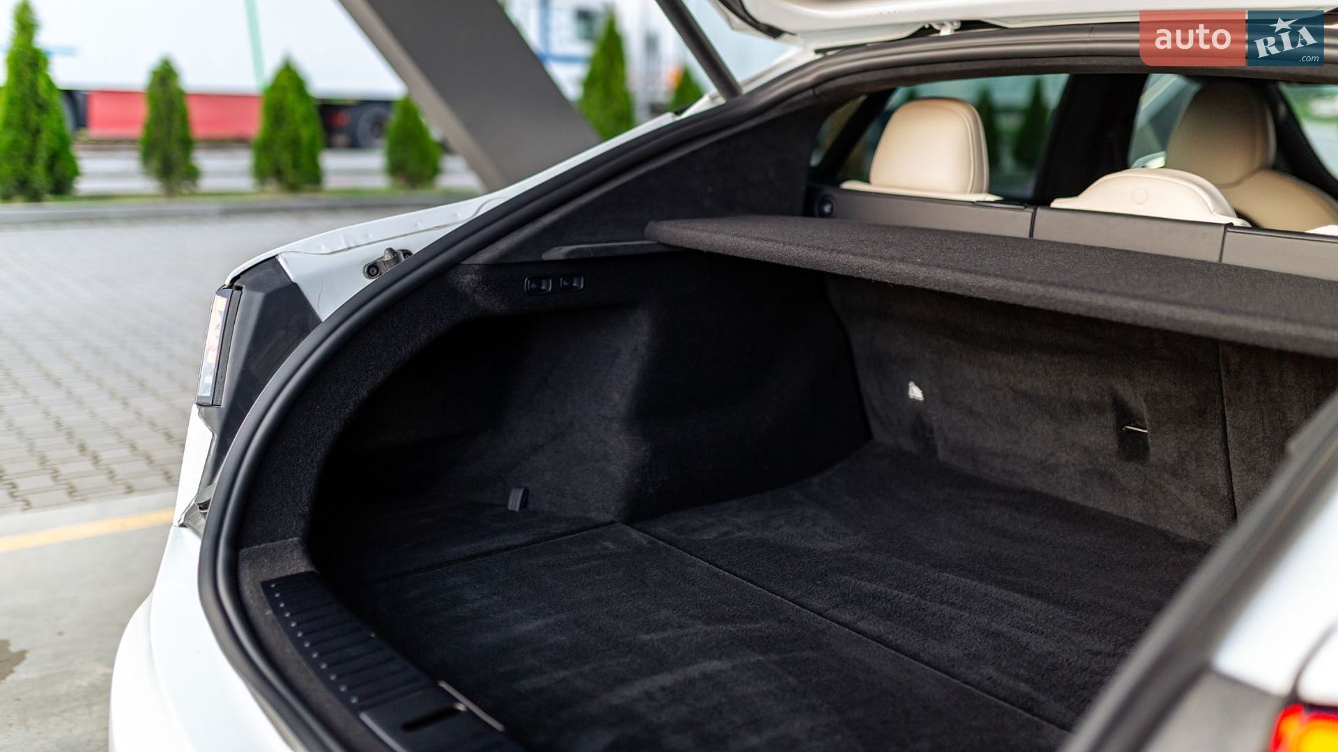 Tesla Model S 2022 VIN 5YJSA1E64NF496616 фото оголошення 36 з 70