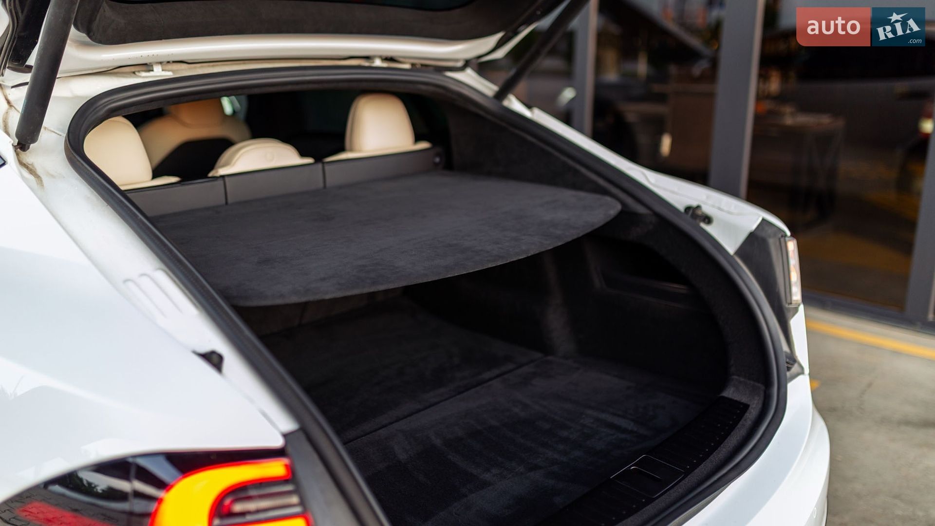 Tesla Model S 2022 VIN 5YJSA1E64NF496616 фото оголошення 37 з 70