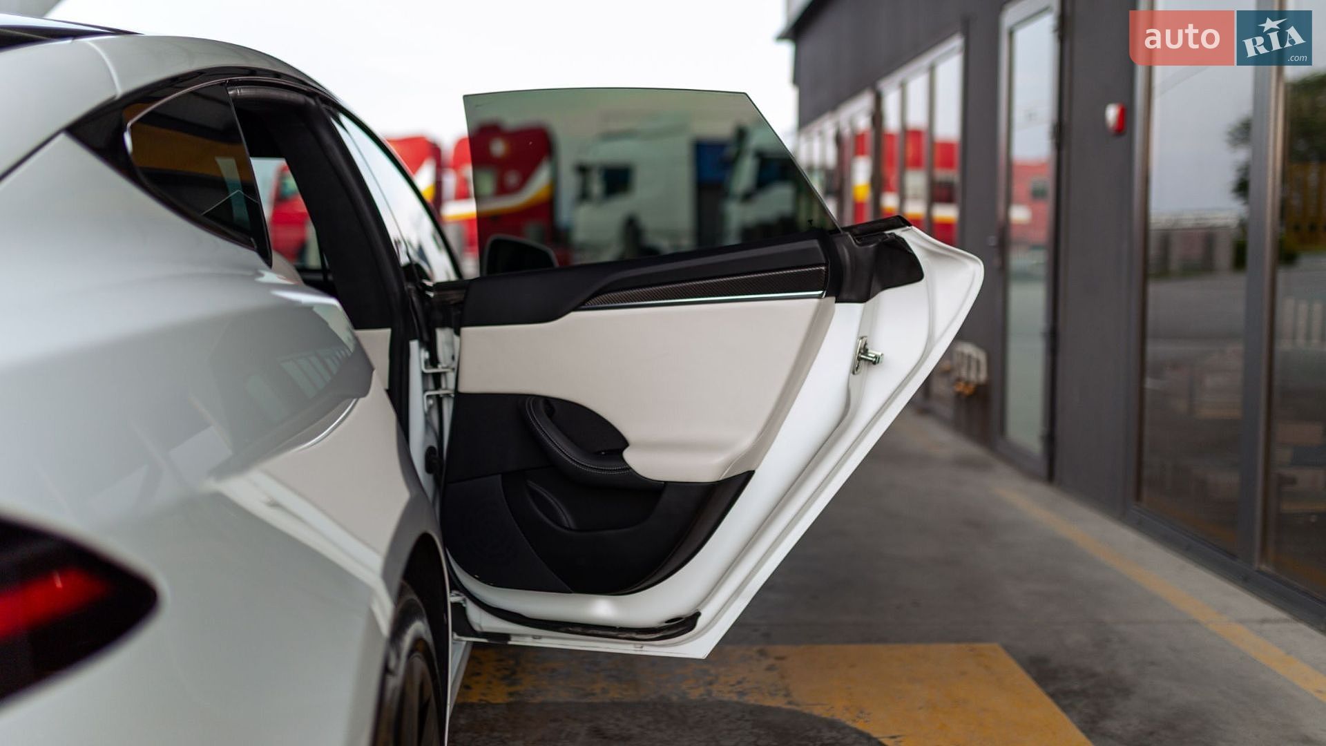 Tesla Model S 2022 VIN 5YJSA1E64NF496616 фото оголошення 43 з 70