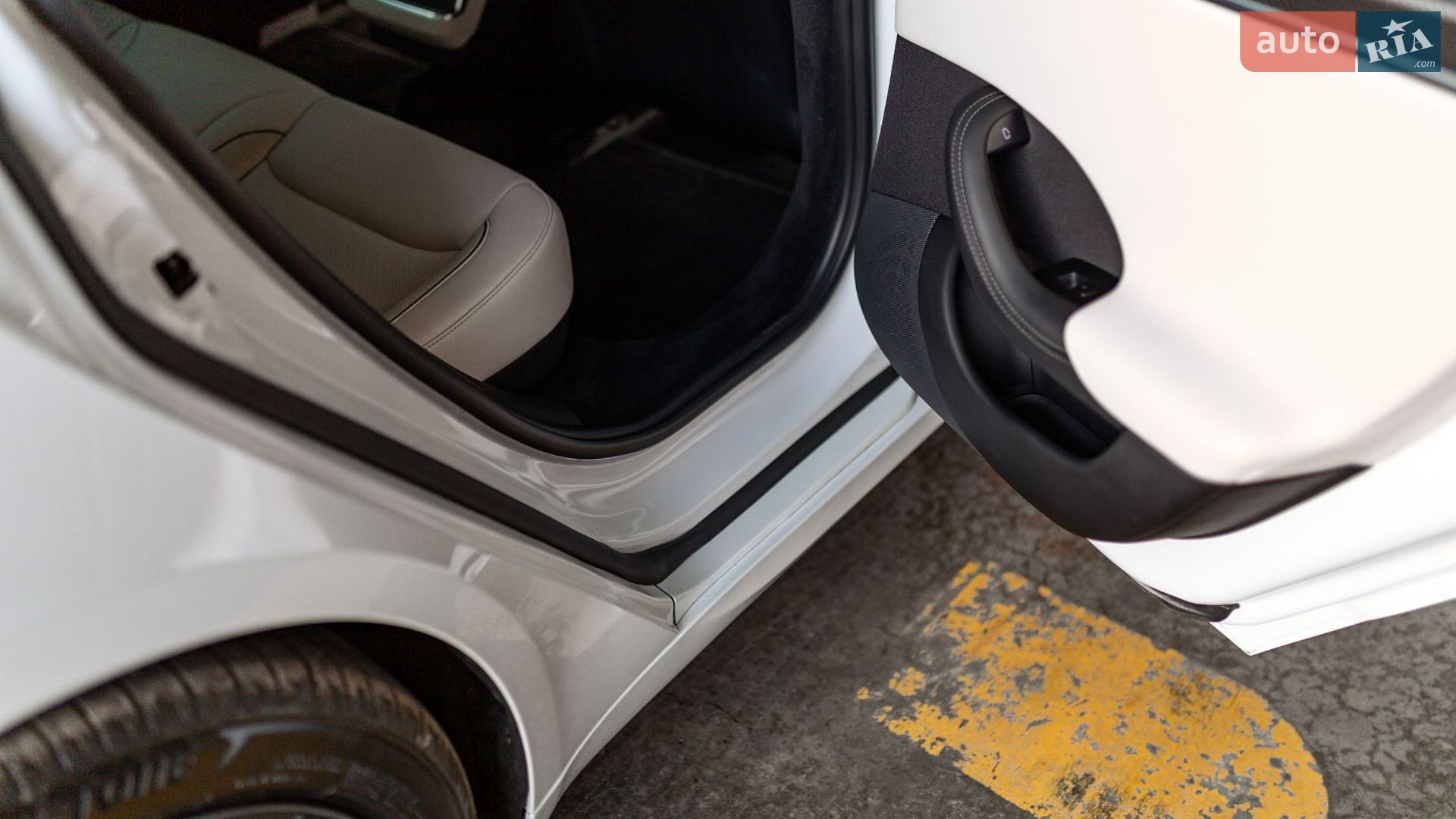Tesla Model S 2022 VIN 5YJSA1E64NF496616 фото оголошення 50 з 70