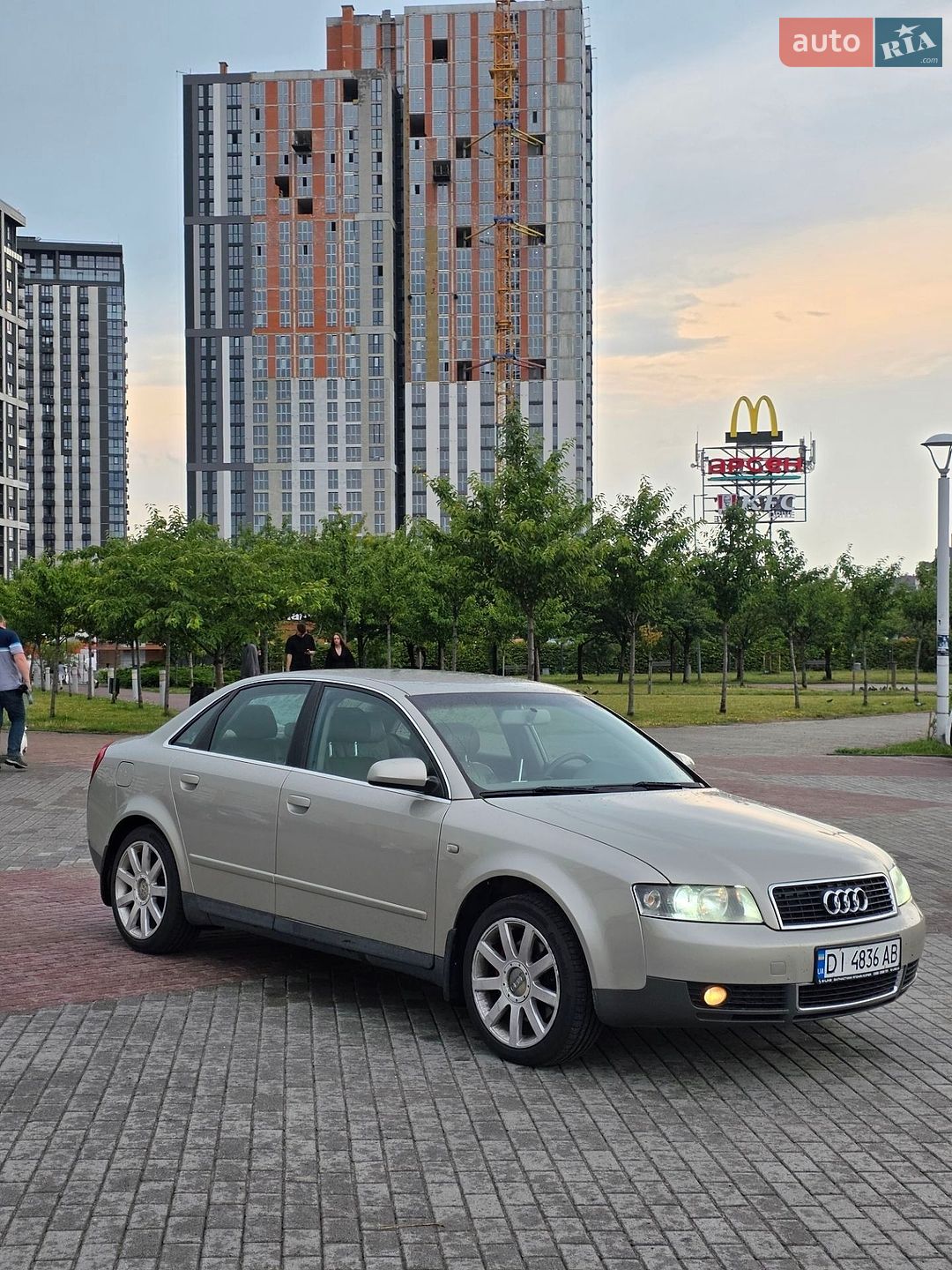 Audi A4 2005 VIN WAUZZZ8EX5Z040409 фото оголошення 4 з 16