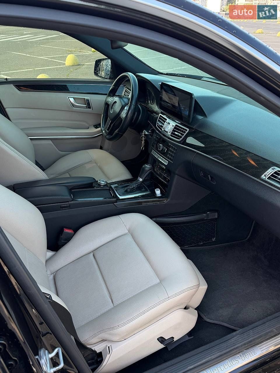 Mercedes-Benz E-Class 2011 VIN WDD2120021A393268 фото оголошення 3 з 15