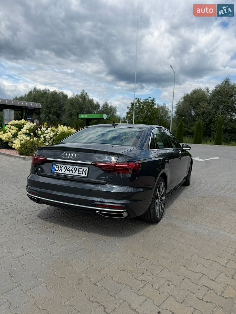 Audi A4 2020 VIN WAUABAF47MN007192 фото оголошення 3 з 8