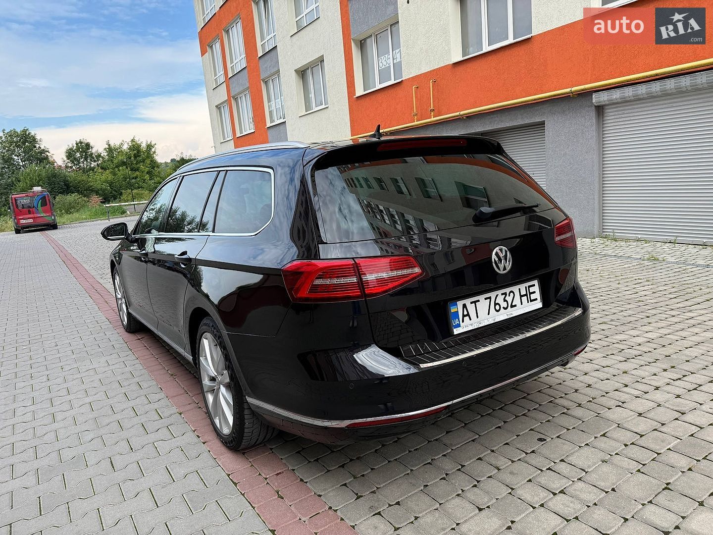 Volkswagen Passat 2017 VIN WVWZZZ3CZJE045314 фото оголошення 9 з 32