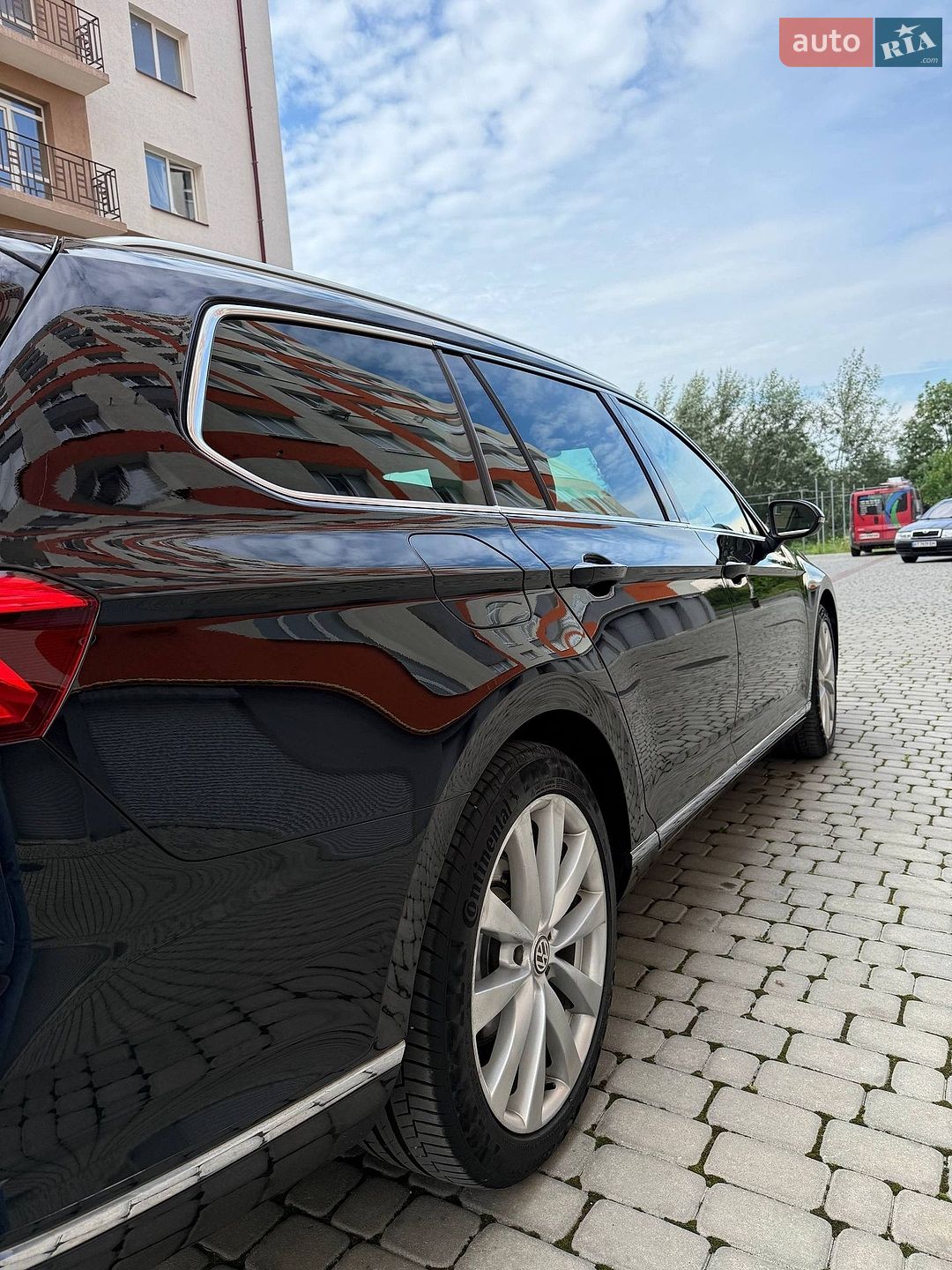 Volkswagen Passat 2017 VIN WVWZZZ3CZJE045314 фото оголошення 11 з 32