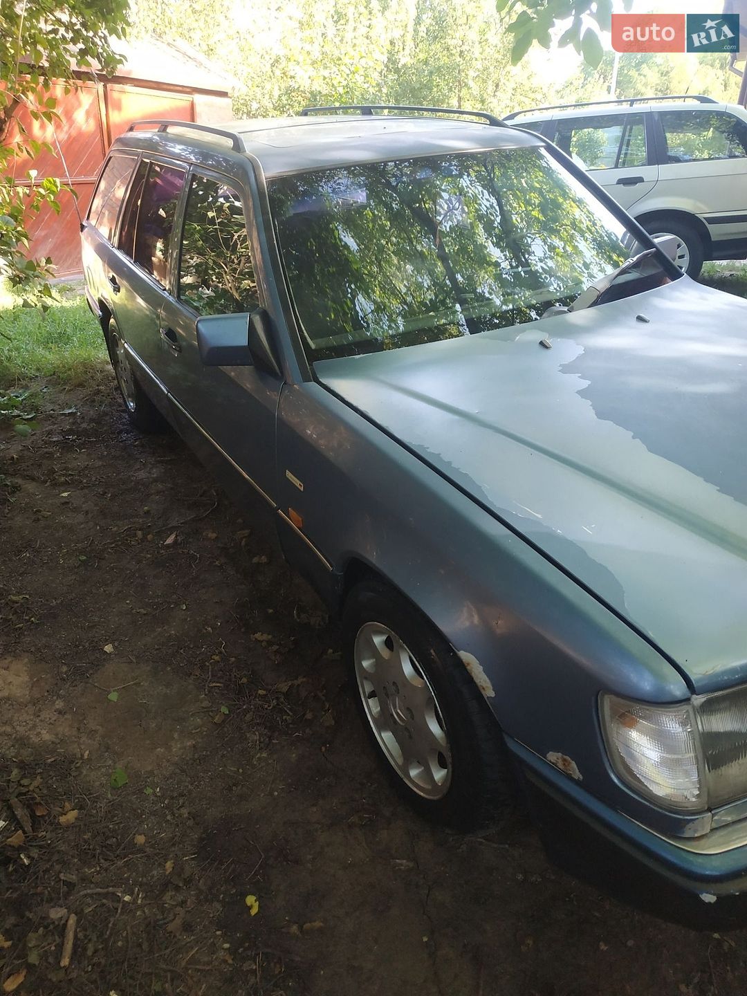 Mercedes-Benz E-Class 1990 VIN WDB1241851F122579 фото оголошення 2 з 5