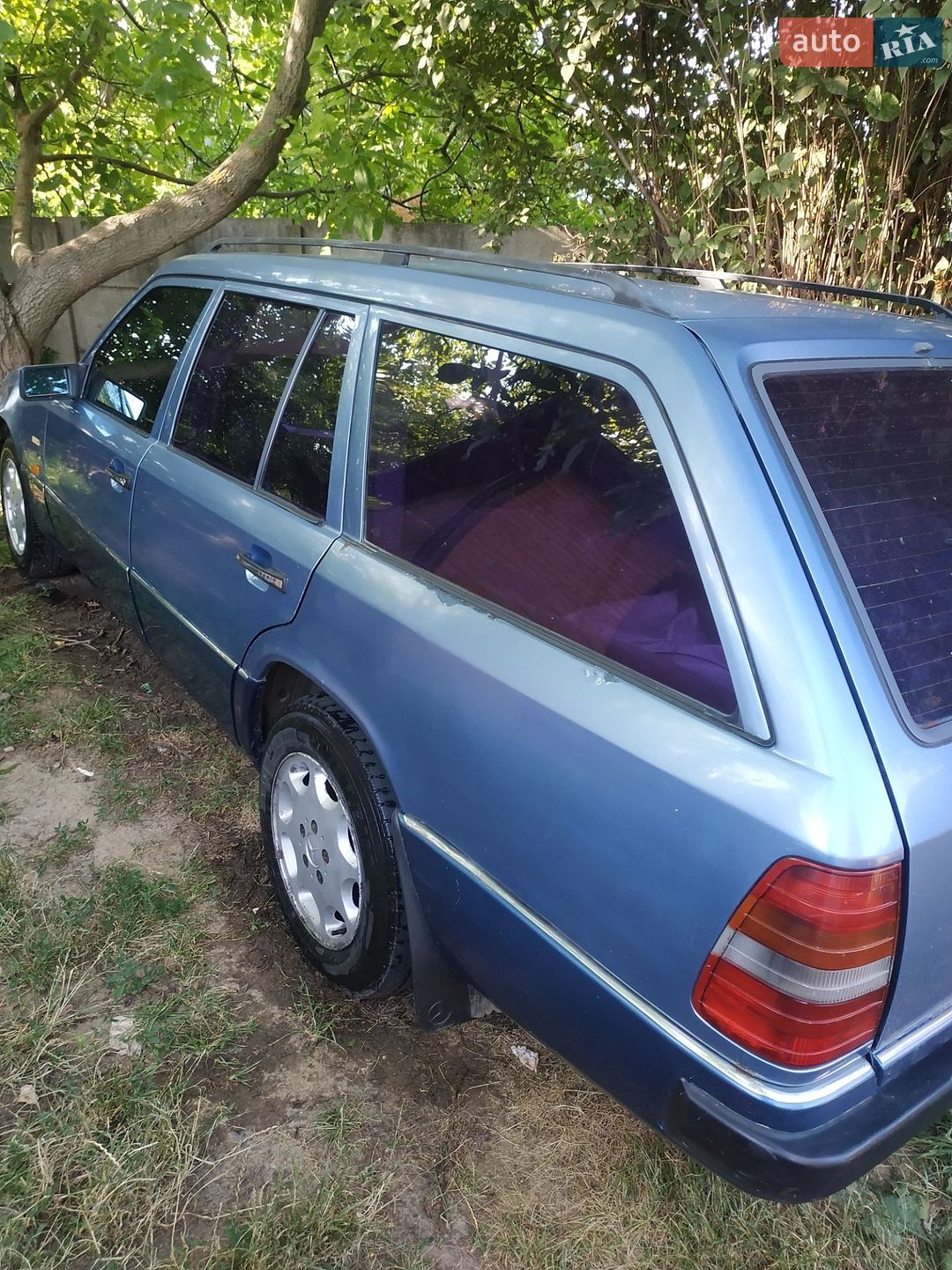 Mercedes-Benz E-Class 1990 VIN WDB1241851F122579 фото оголошення 4 з 5