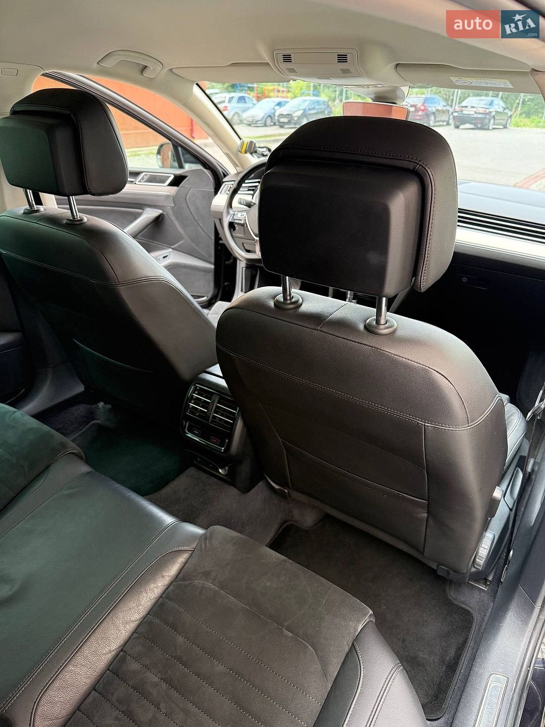 Volkswagen Passat 2017 VIN WVWZZZ3CZJE045314 фото оголошення 25 з 32
