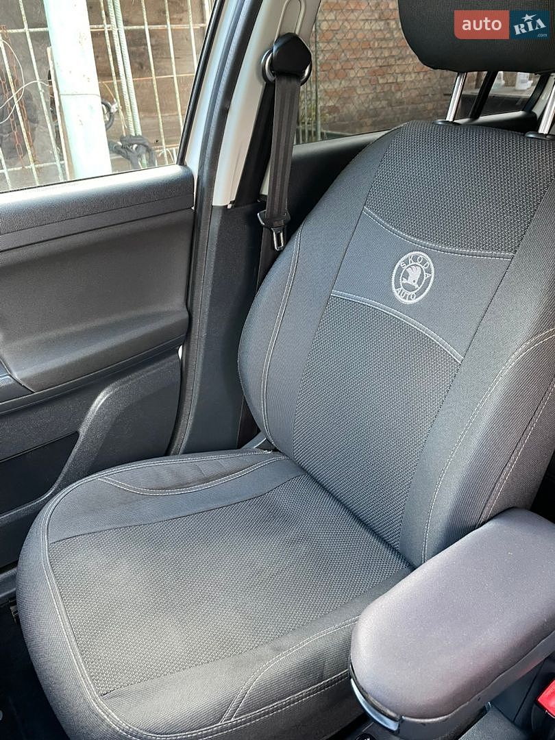 Skoda Fabia 2012 VIN Y6UJC45J7CB503912 фото оголошення 10 з 11
