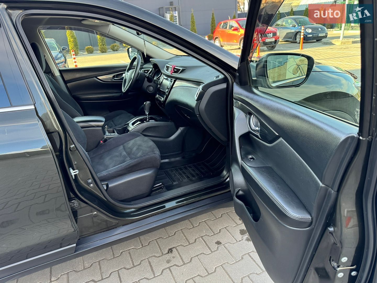 Nissan X-Trail 2017 VIN JN1TCAT32U0059654 фото оголошення 28 з 41