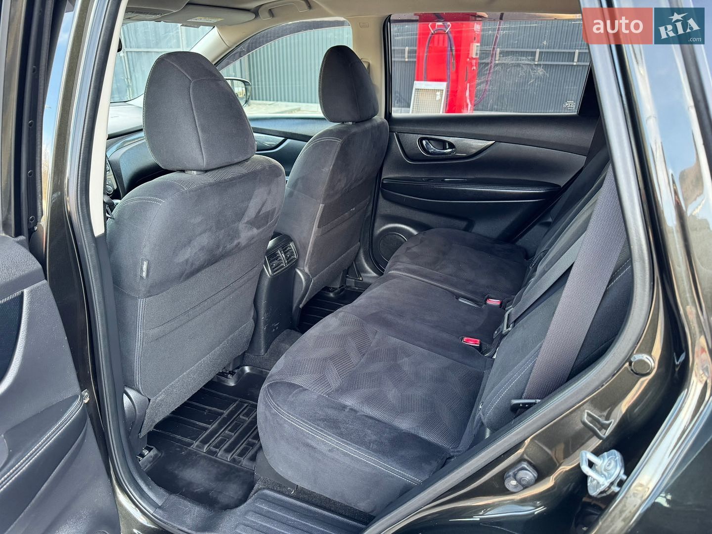 Nissan X-Trail 2017 VIN JN1TCAT32U0059654 фото оголошення 36 з 41