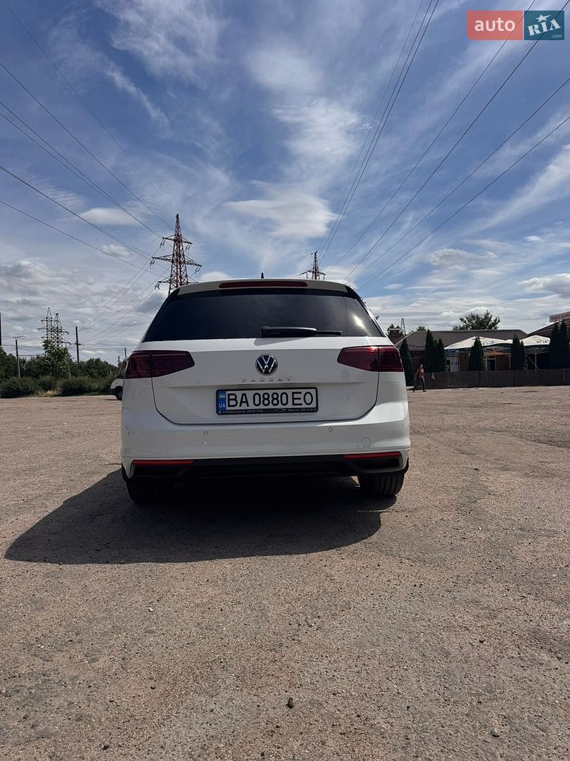 Volkswagen Passat 2020 VIN WVWZZZ3CZME051874 фото оголошення 6 з 32