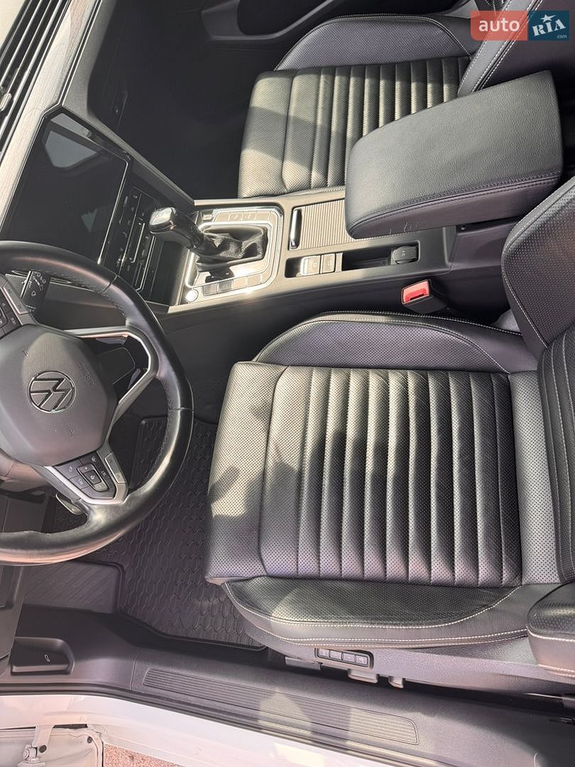 Volkswagen Passat 2020 VIN WVWZZZ3CZME051874 фото оголошення 14 з 32