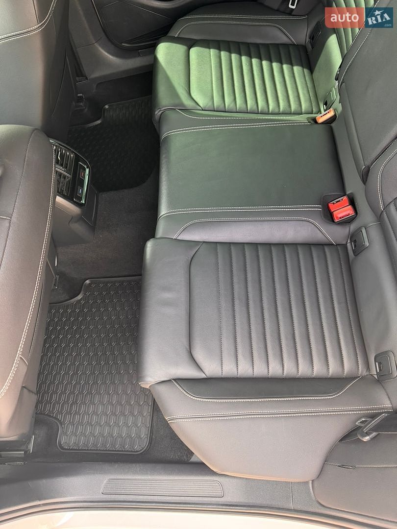 Volkswagen Passat 2020 VIN WVWZZZ3CZME051874 фото оголошення 16 з 32