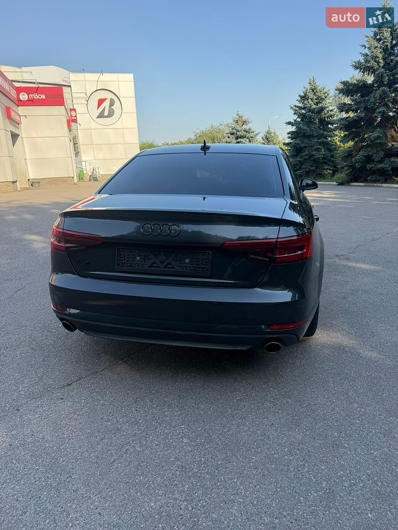 Audi A4 2016 VIN WAUGNAF48HN033338 фото оголошення 8 з 23