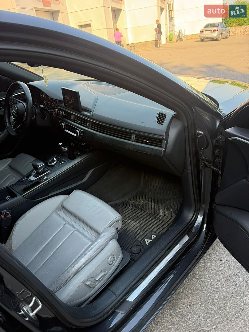 Audi A4 2016 VIN WAUGNAF48HN033338 фото оголошення 19 з 23