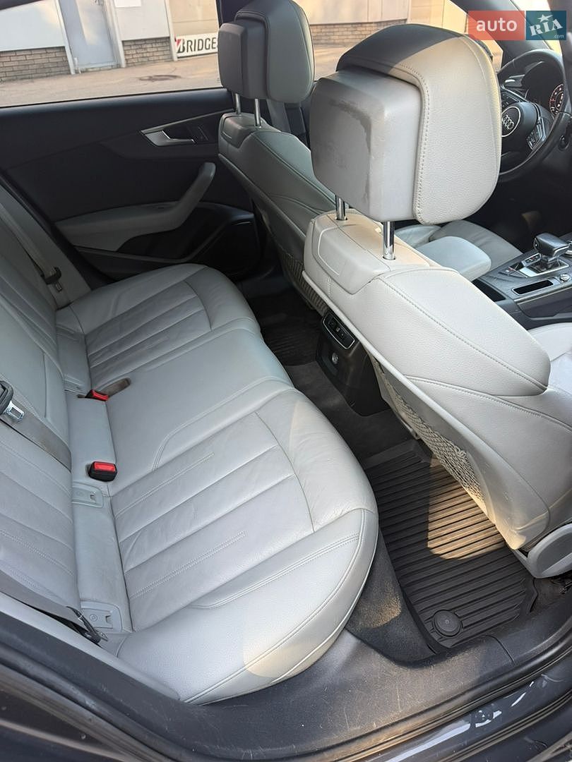 Audi A4 2016 VIN WAUGNAF48HN033338 фото оголошення 20 з 23
