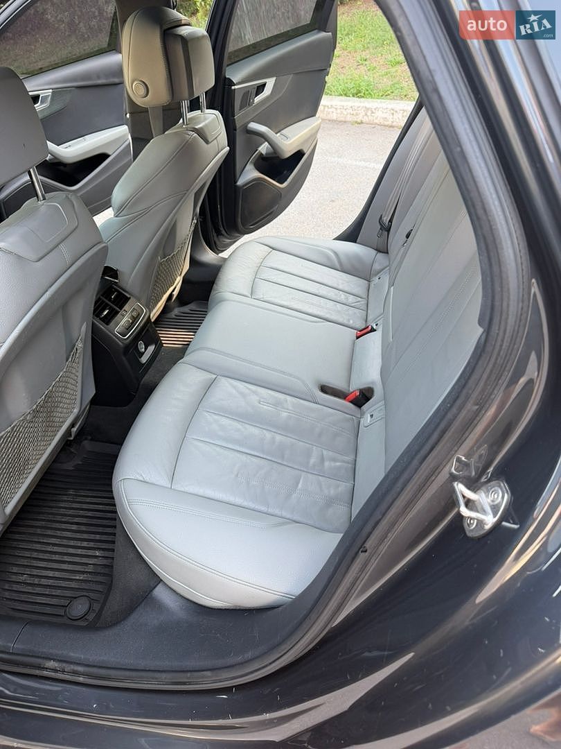 Audi A4 2016 VIN WAUGNAF48HN033338 фото оголошення 21 з 23