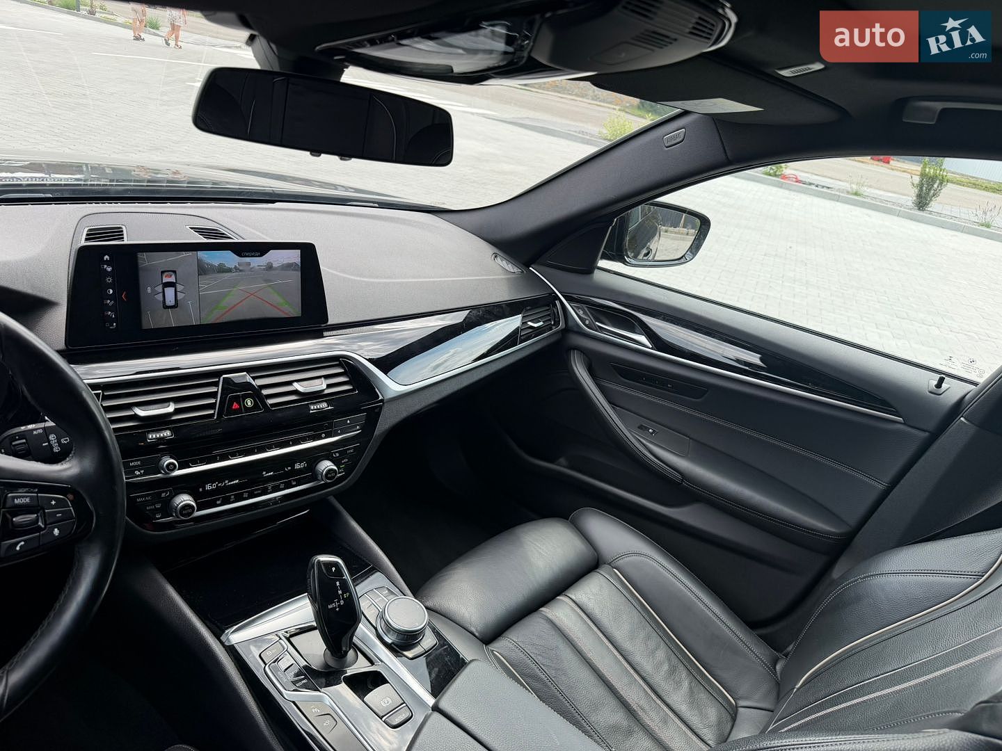 BMW 5 Series 2017 VIN WBAJN51030G973654 фото оголошення 34 з 48