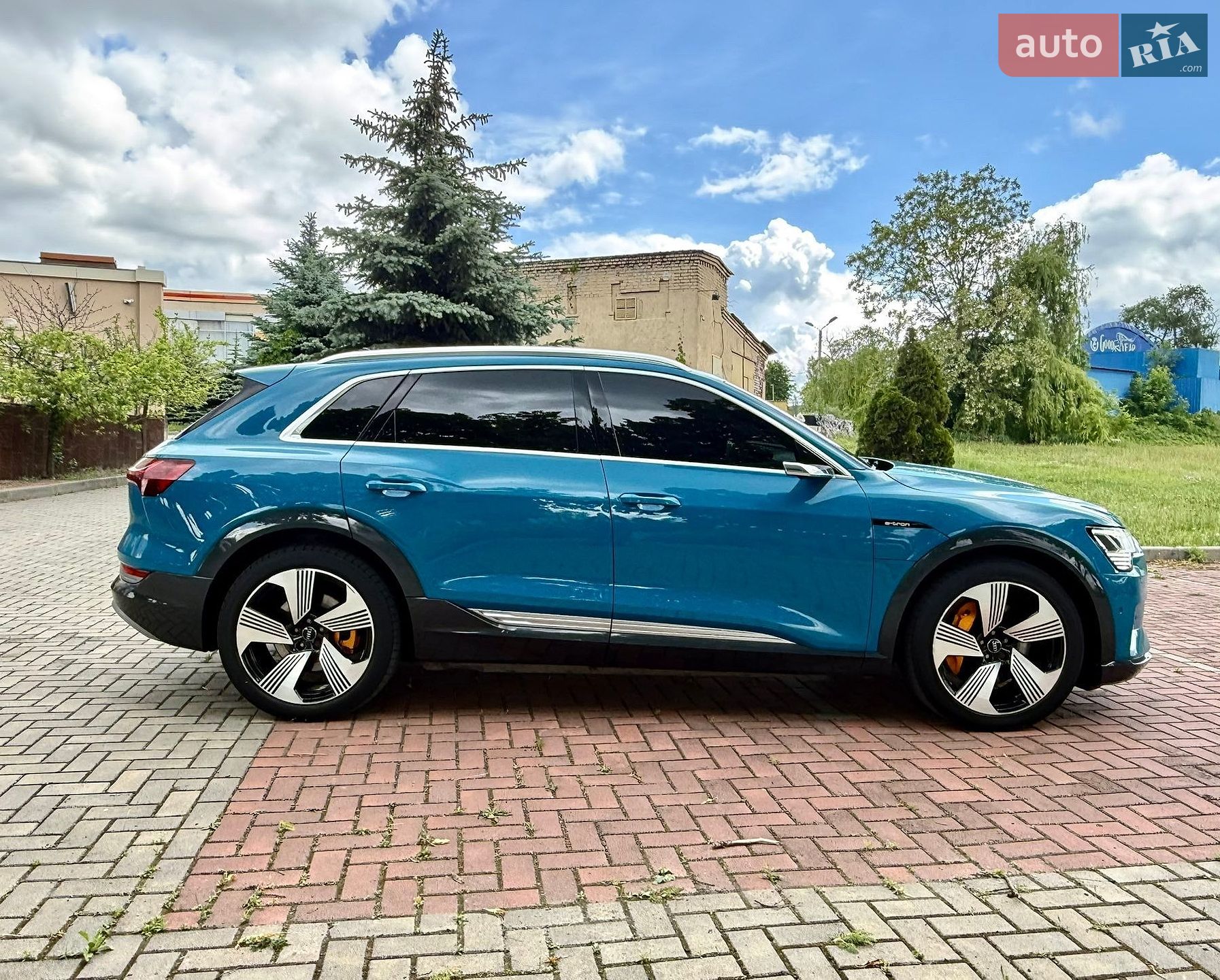 Audi e-tron 2019 VIN WAUZZZGE5KB005038 фото оголошення 21 з 58