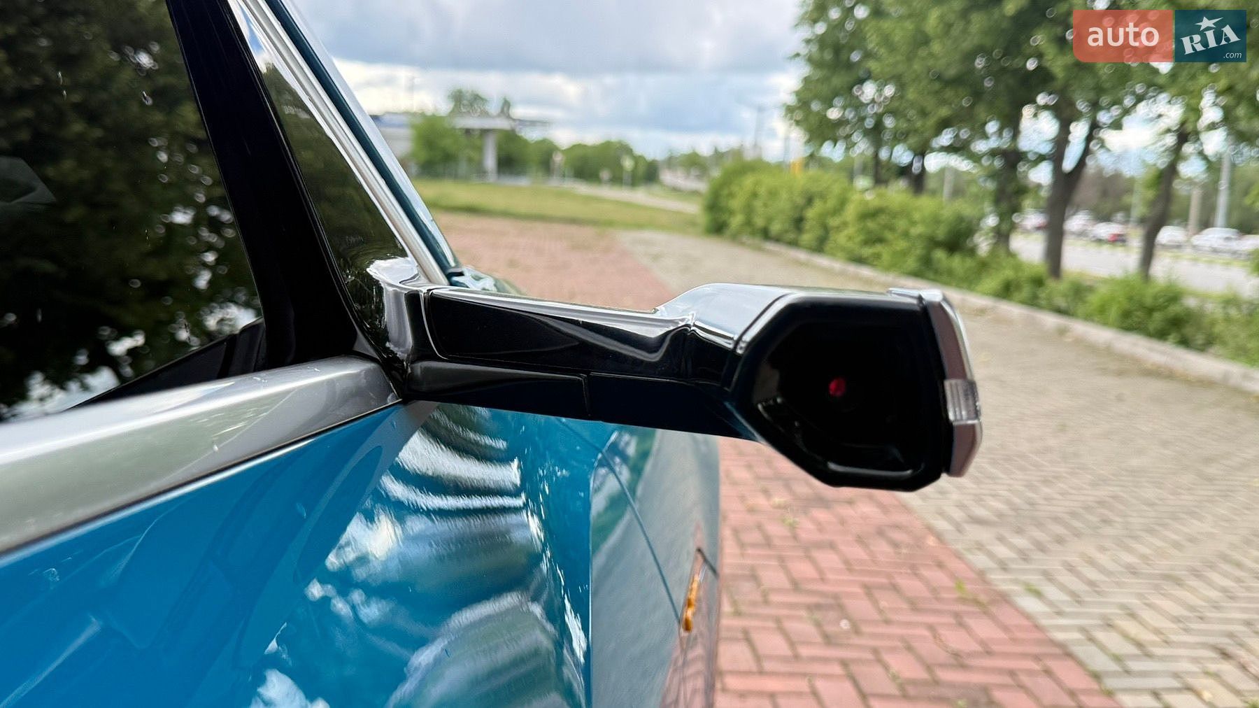 Audi e-tron 2019 VIN WAUZZZGE5KB005038 фото оголошення 23 з 58