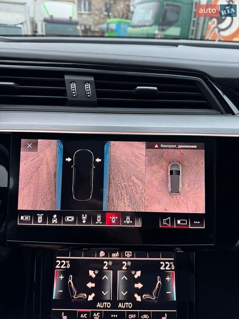 Audi e-tron 2019 VIN WAUZZZGE5KB005038 фото оголошення 42 з 58