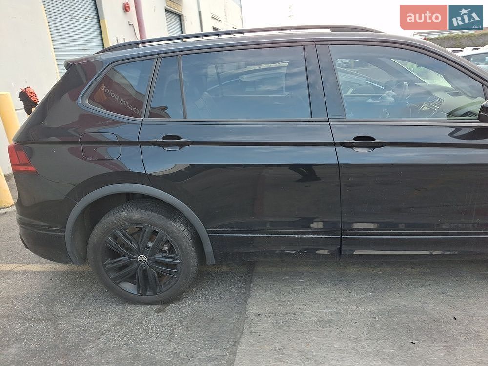 Volkswagen Tiguan Allspace 2022 VIN 3VVCB7AX5NM054881 фото оголошення 10 з 31